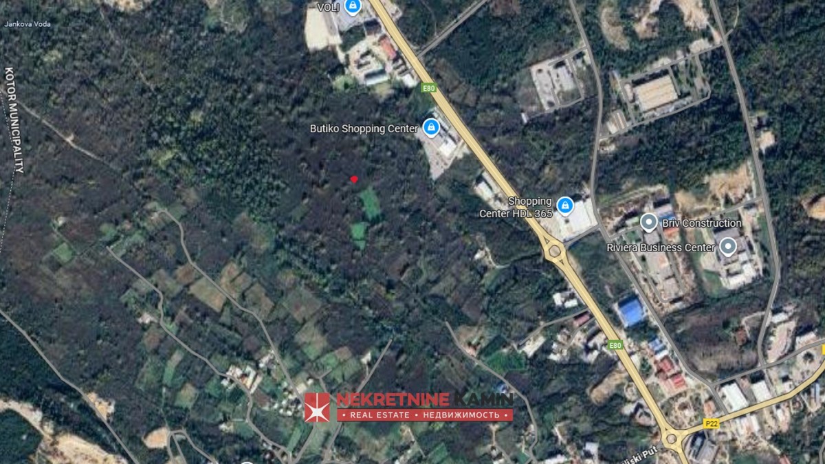 Na prodaju plac u mjestu Lješevići, Donji Grbalj, Kotor